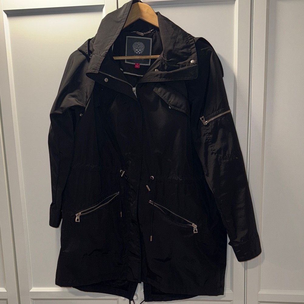 Vince Camuto Rain Jacket Chic Hooded Jacket with Zipper Details